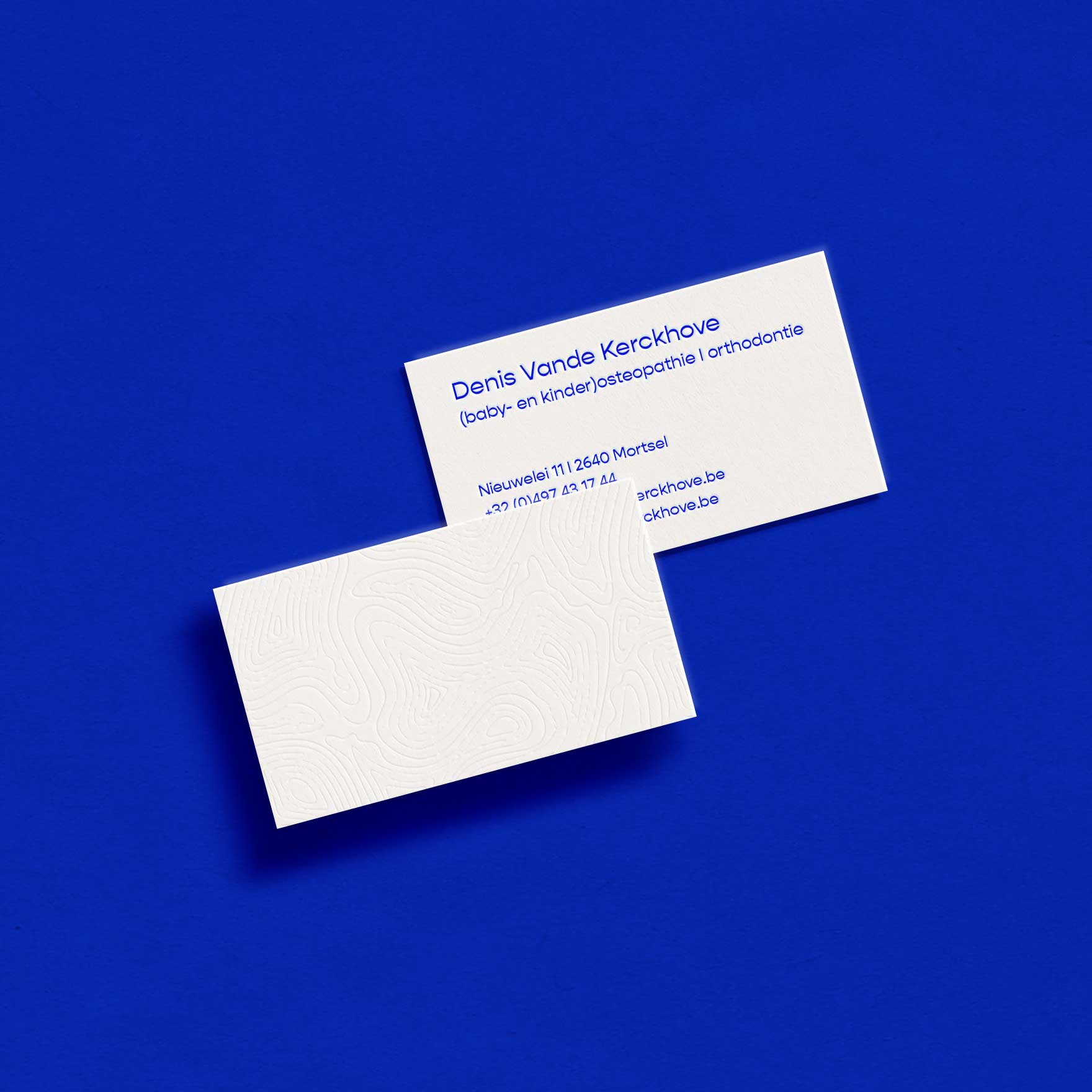 letterpress business cards met vingerafdruk voor osteopaat Denis Vande Kerckhove